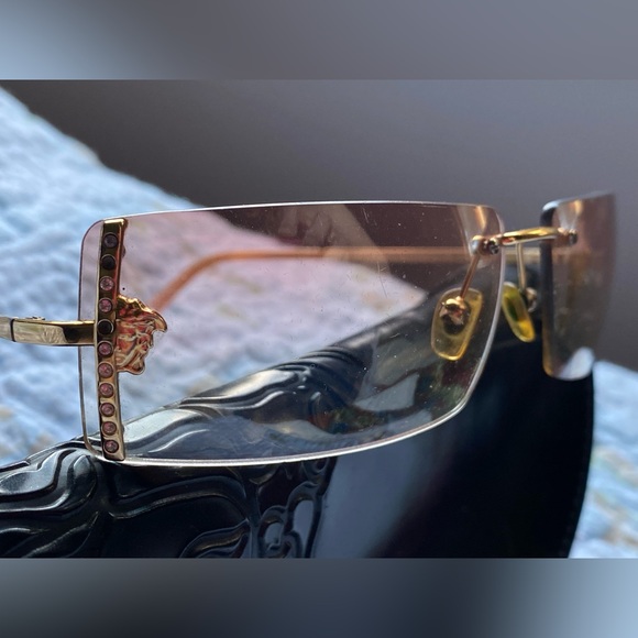 Versace Sunglasses. Vintage. Pink ish hue lenses. Well loved. - Picture 7 of 16